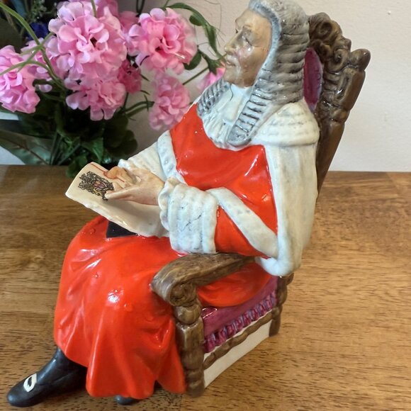 Royal‎ Doulton The Judge Figurine HN2443 – Doulton & Co Limited England – Seated - Picture 3 of 5